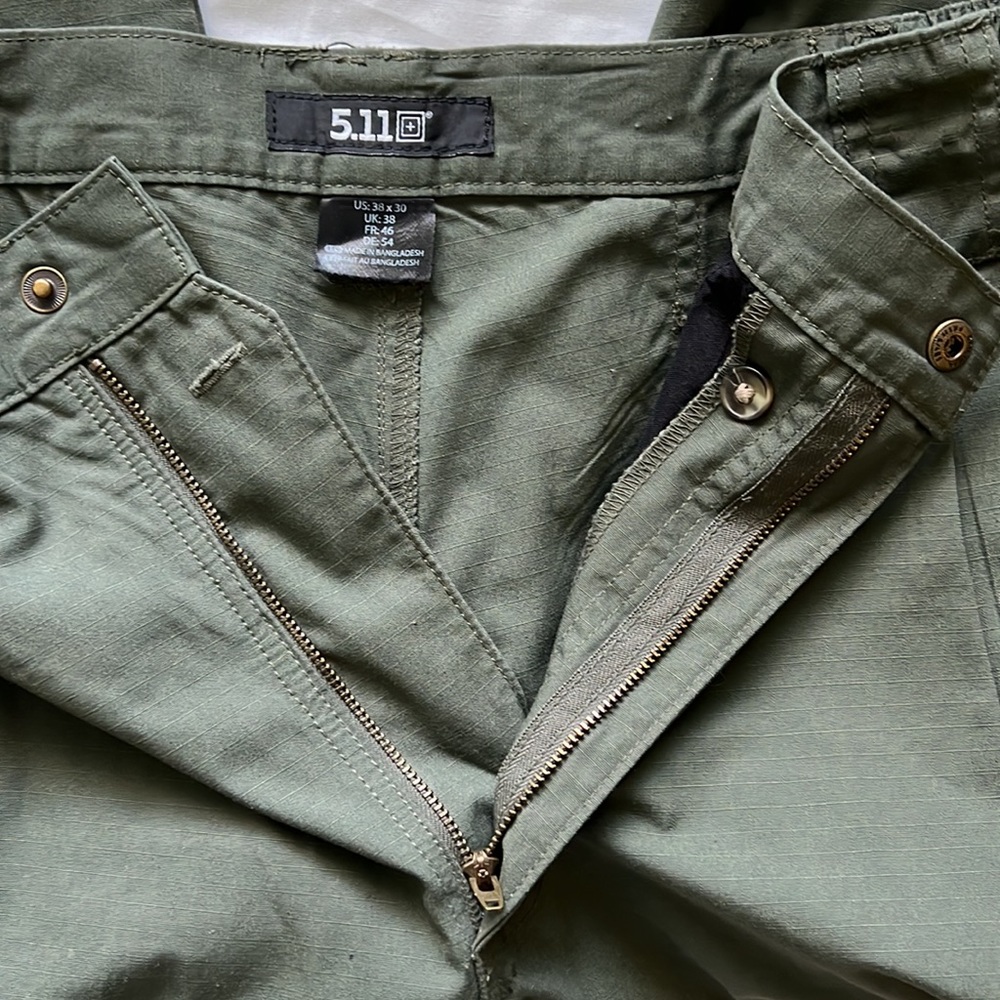 5.11 tactical cargo pants size 38x30 - Picture 7 of 8